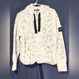 Calvin Klein Performance Leopard Print Dropped Shoulder Zip Front Jacket  Size L